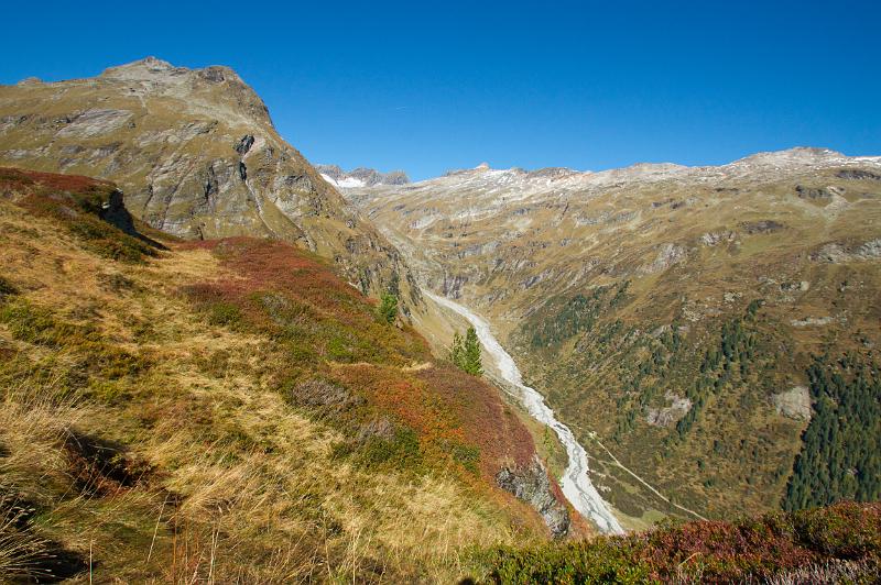 111002_T9502_Innergschloess.jpg - Viltragenbach und Vorderer Kesselkogel