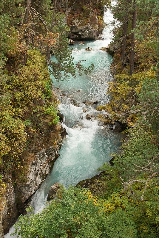 160927_1217_T07173_Bernina_hd.jpg - Flussquerung in Pontresina