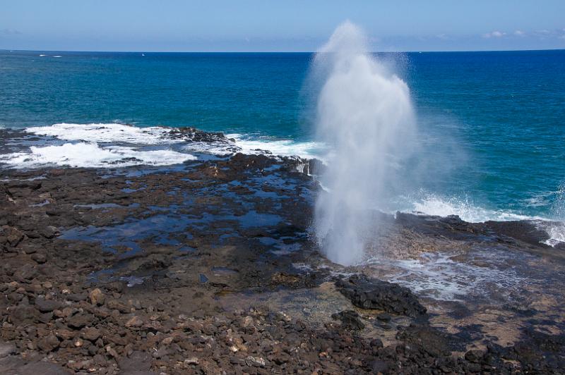150605_1439_A09366_SpoutingHorn.jpg - Spouting Horn, ein Blowhole bei Poipu
