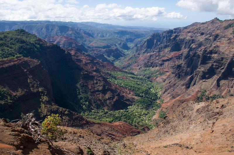 150606_0925_150606_0932_A09399_WaimeaCanyon.jpg - Waimea Canyon