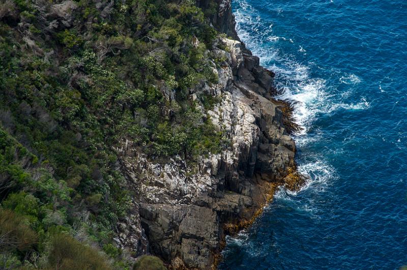 121228_1457_A06314_DevilsKitchen-Bivouac_fhd.jpg - Tiefblicke am Tasman Coast Track